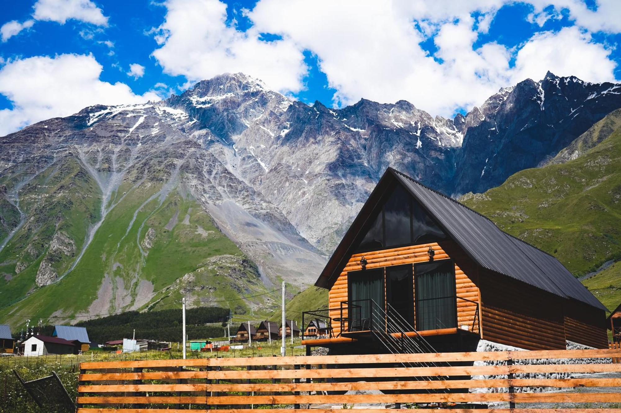 Traveler'S Cottages In Kazbegi 외부 사진