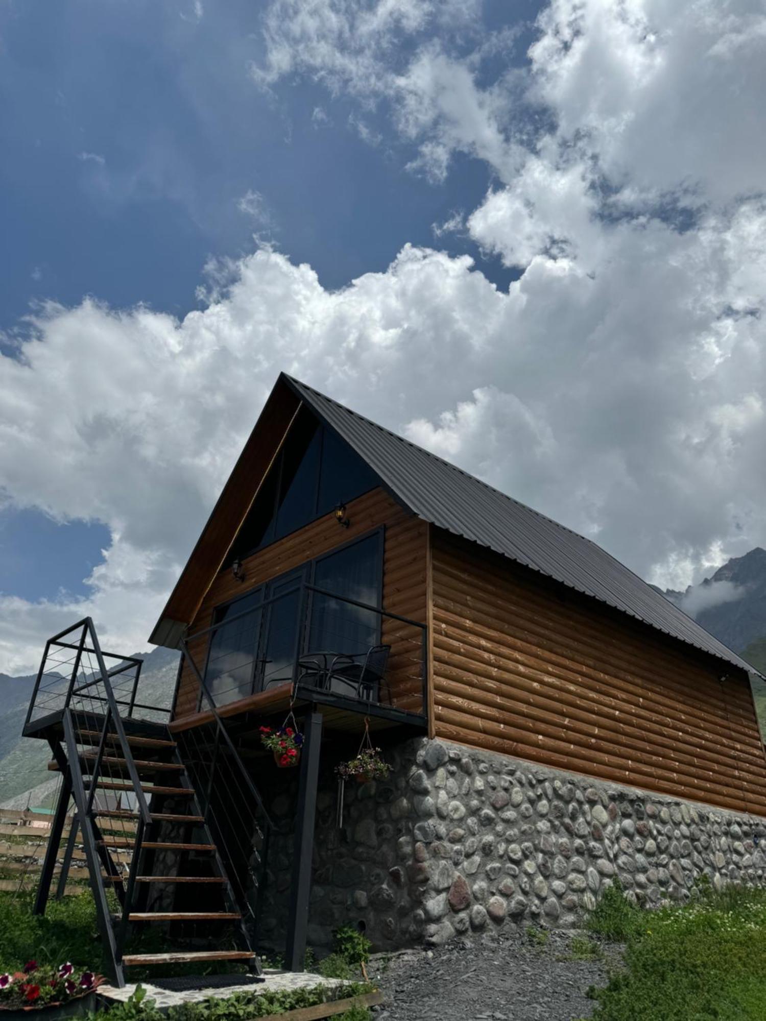 Traveler'S Cottages In Kazbegi 외부 사진
